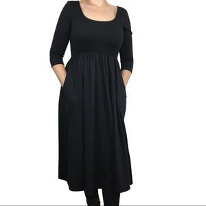 Solemio Low Back Pocket Fit and Flair Dress Black Size M